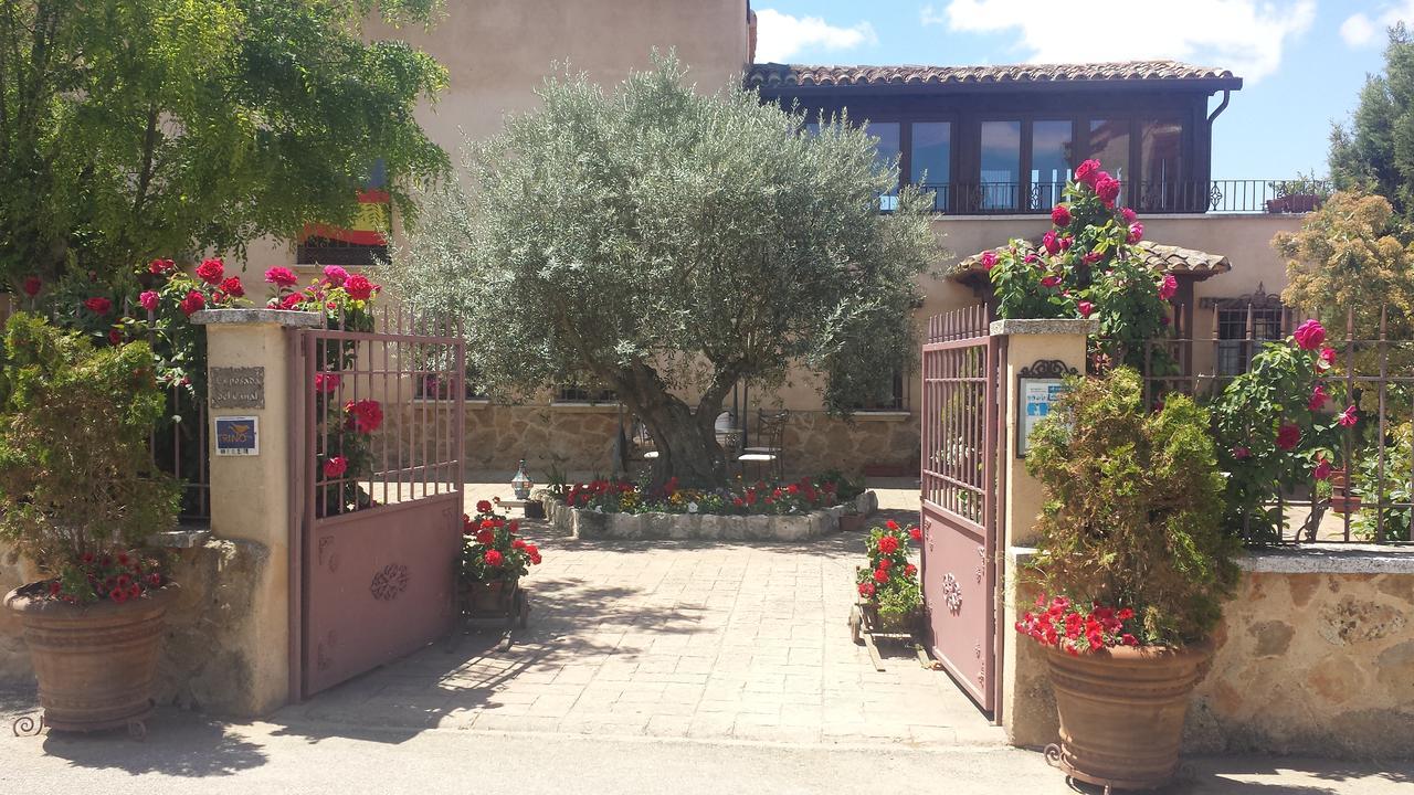 La Posada Del Canal Villanueva de San Mancio Exteriör bild
